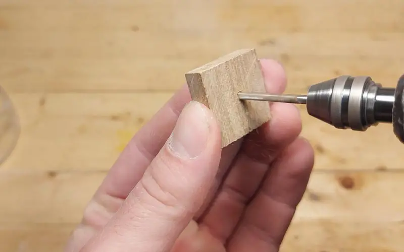 Drilling a hole in wood with the Dremel
